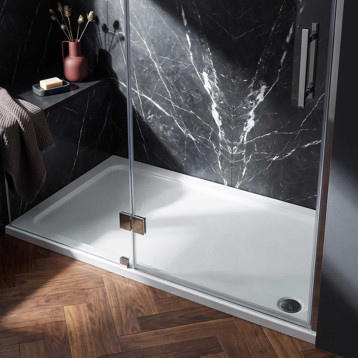 Fairford 1700 x 900mm Rectangular Shower Tray, Corner Waste