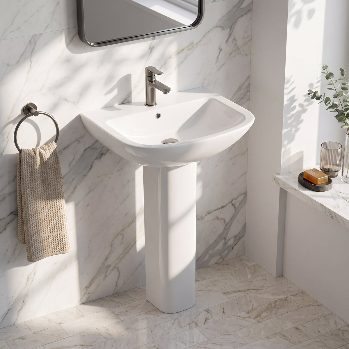 Fairford Barca Basin with Full Pedestal
