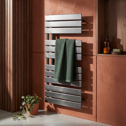 Fairford Peak 1080 x 550mm Gunmetal Towel Rail