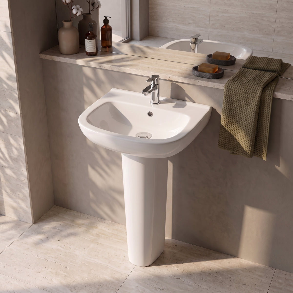Fairford Roda 450mm 1 Tap Hole Basin with Full Pedestal
