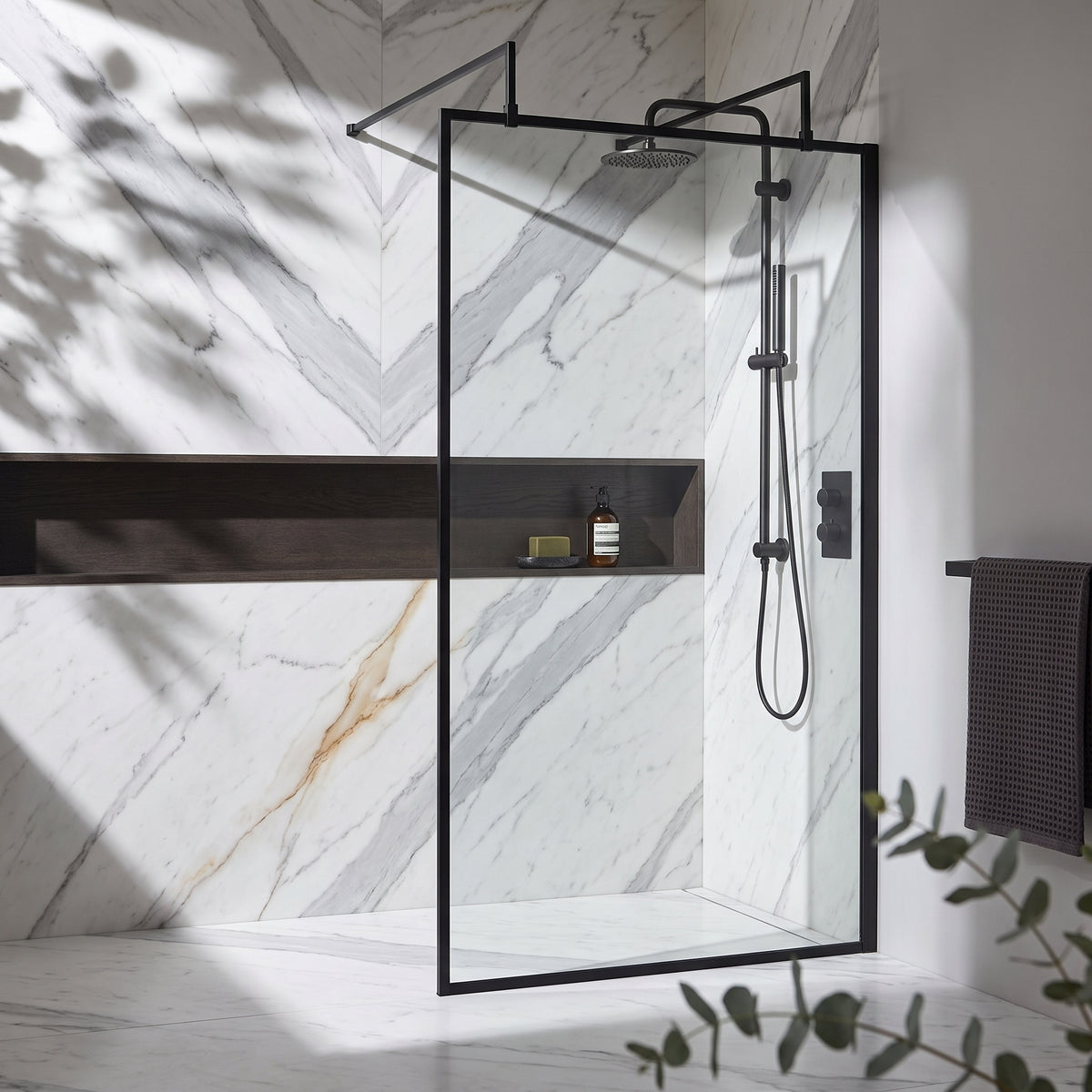 Fairford 1000mm 8mm Matt Black Framed Wetroom Screen, 2 Support Arms