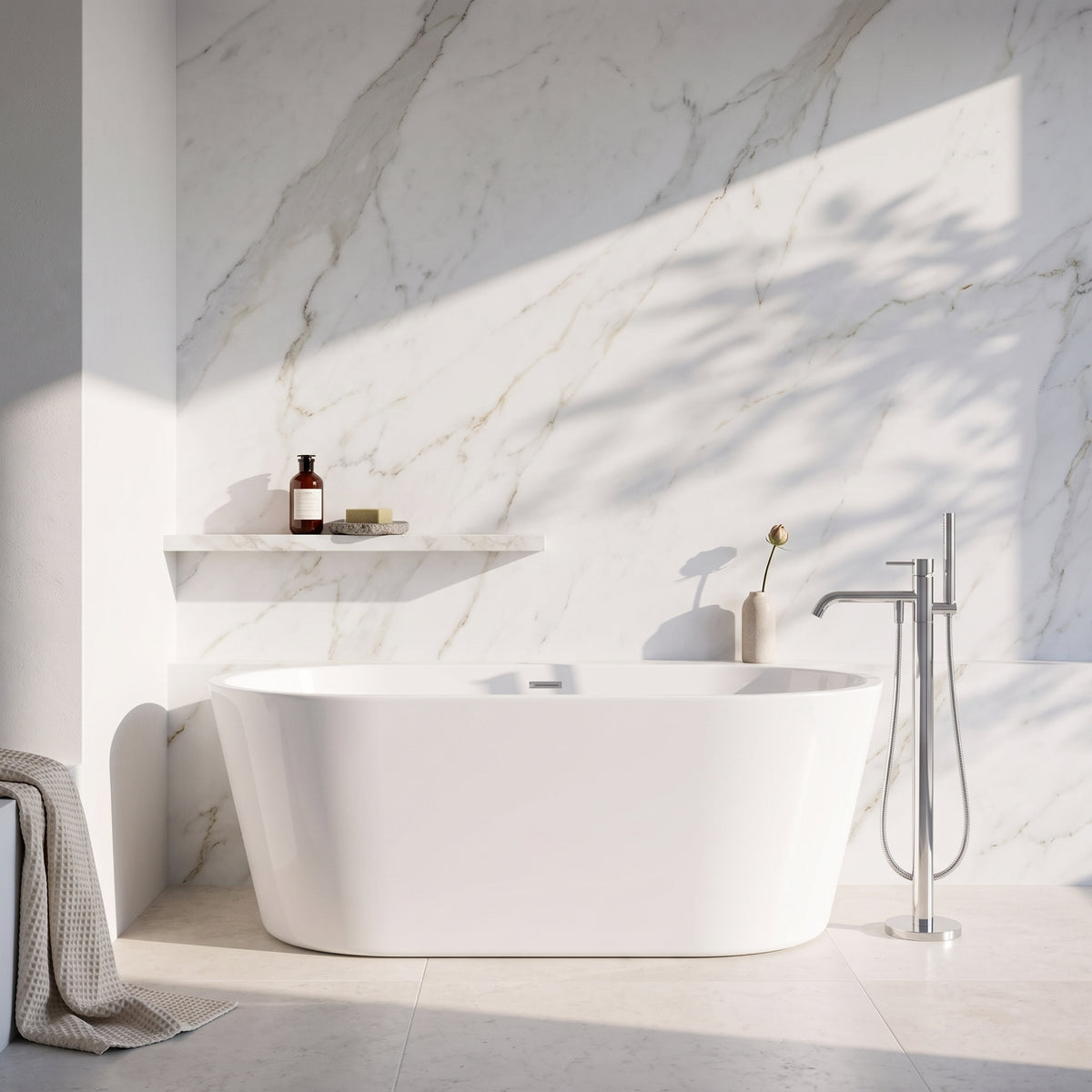 Rivato Modena 1500 x 750 x 580mm Gloss White Freestanding Shower Bath