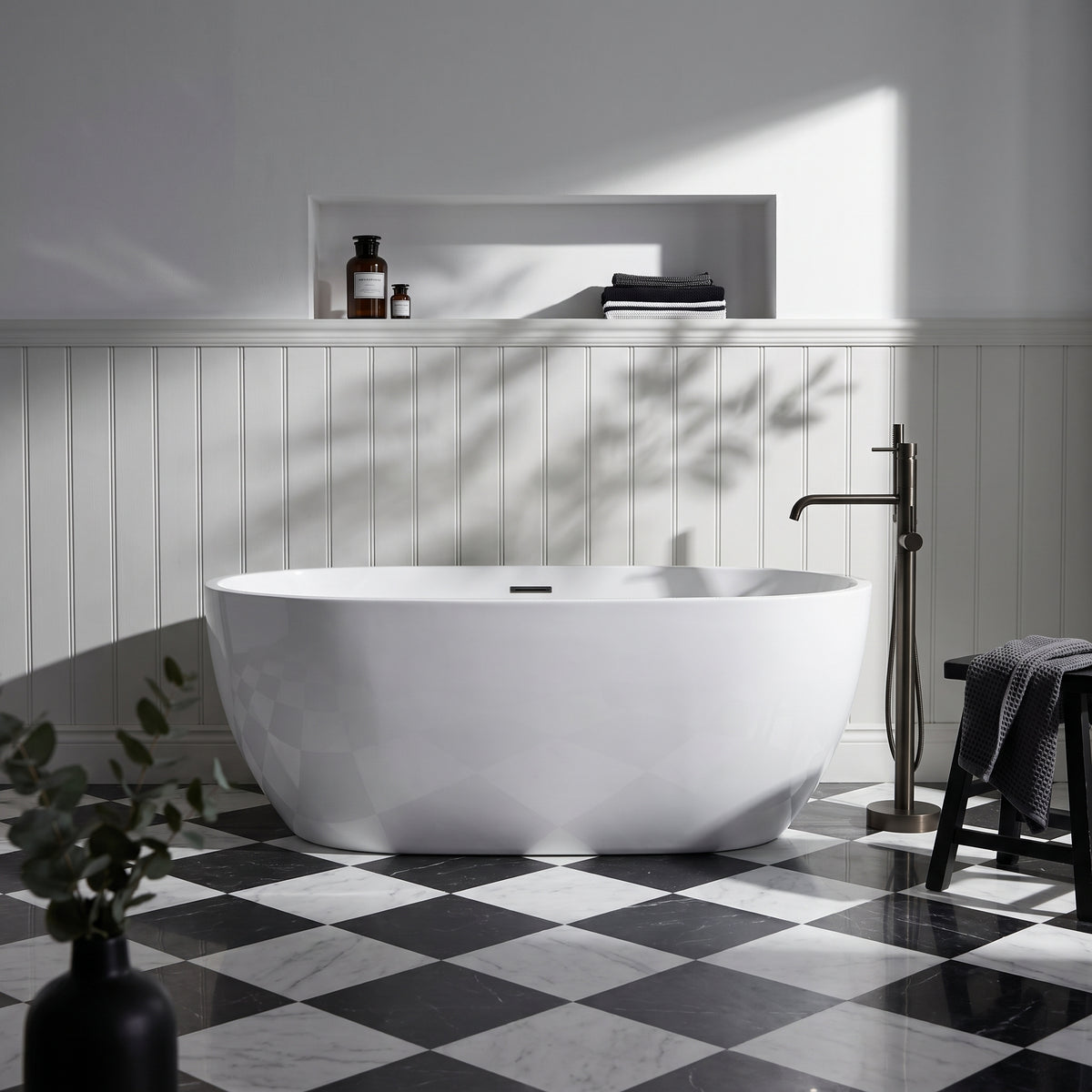 Rivato Palermo 1500mm x 800mm x 580mm Gloss White Freestanding Shower Bath
