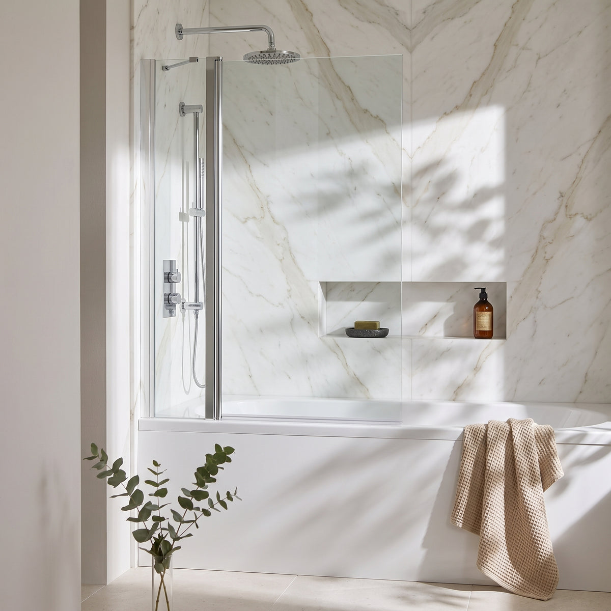 Fairford 6mm Straight Shower Bath Screen with Fixed Panel