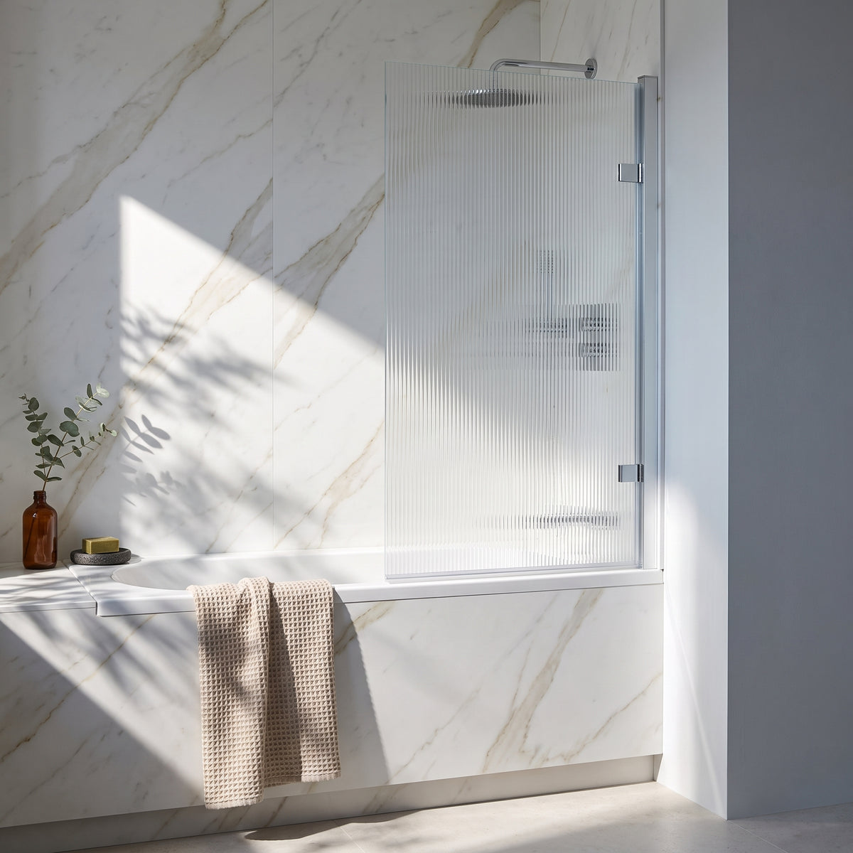 Fairford 8mm Fluted Square Hinged Bath Screen