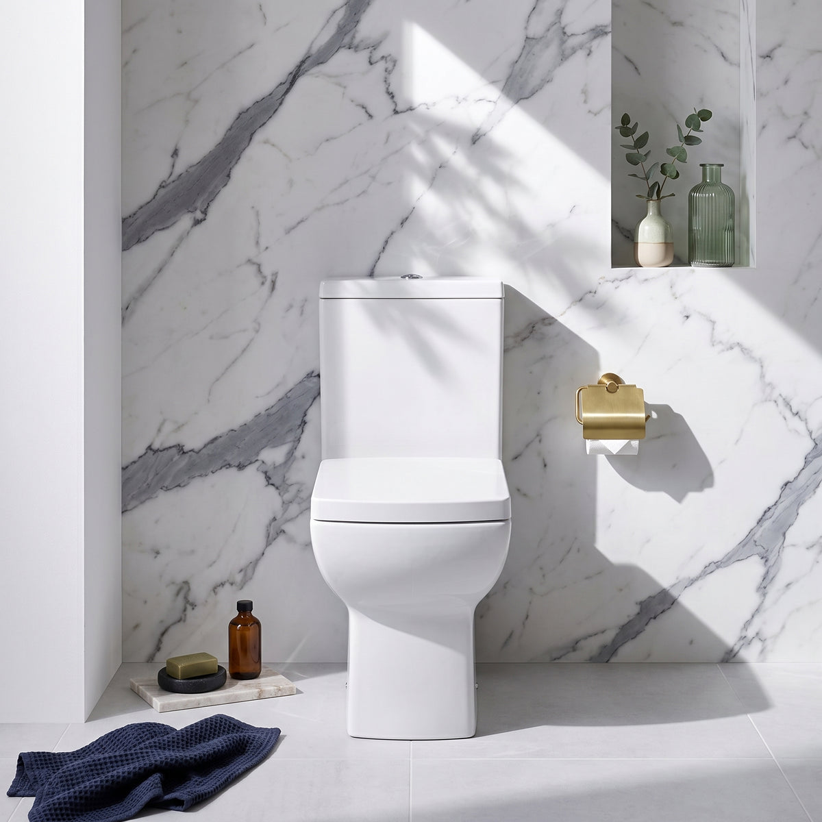 Fairford Cressi Comfort Height Close Coupled Toilet with Soft Close Seat