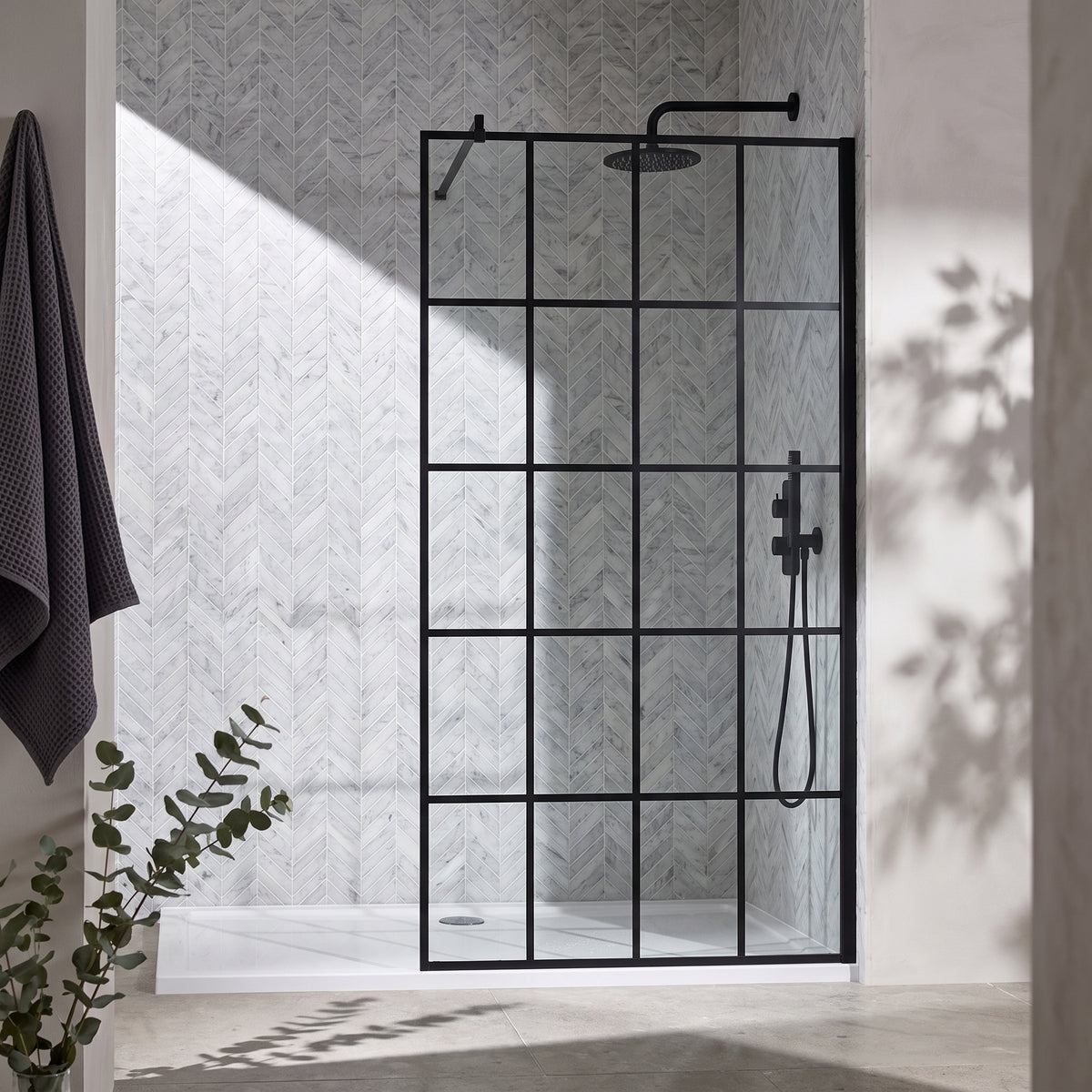 Fairford 1100mm 8mm Matt Black Crittall Wetroom Screen