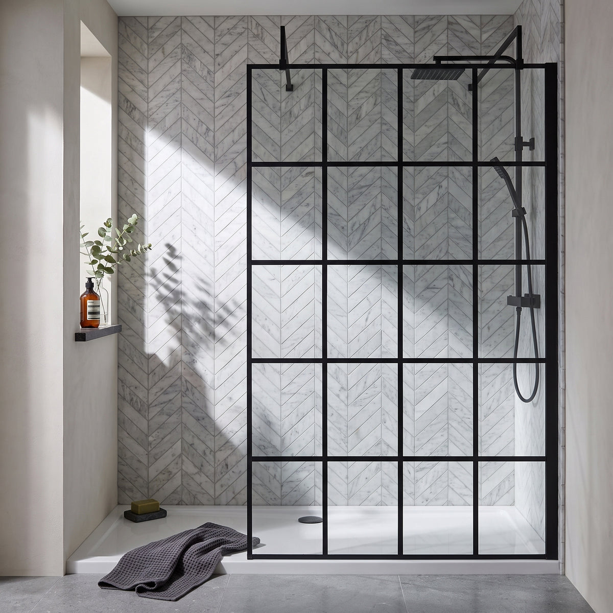 Fairford 1100mm 8mm Matt Black Crittall Wetroom Screen, 2 Support Arms