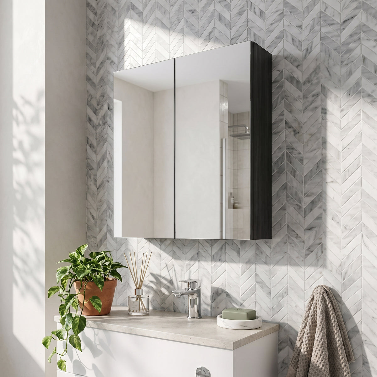 Fairford Aspri 2 600mm Charcoal Black Mirror Unit