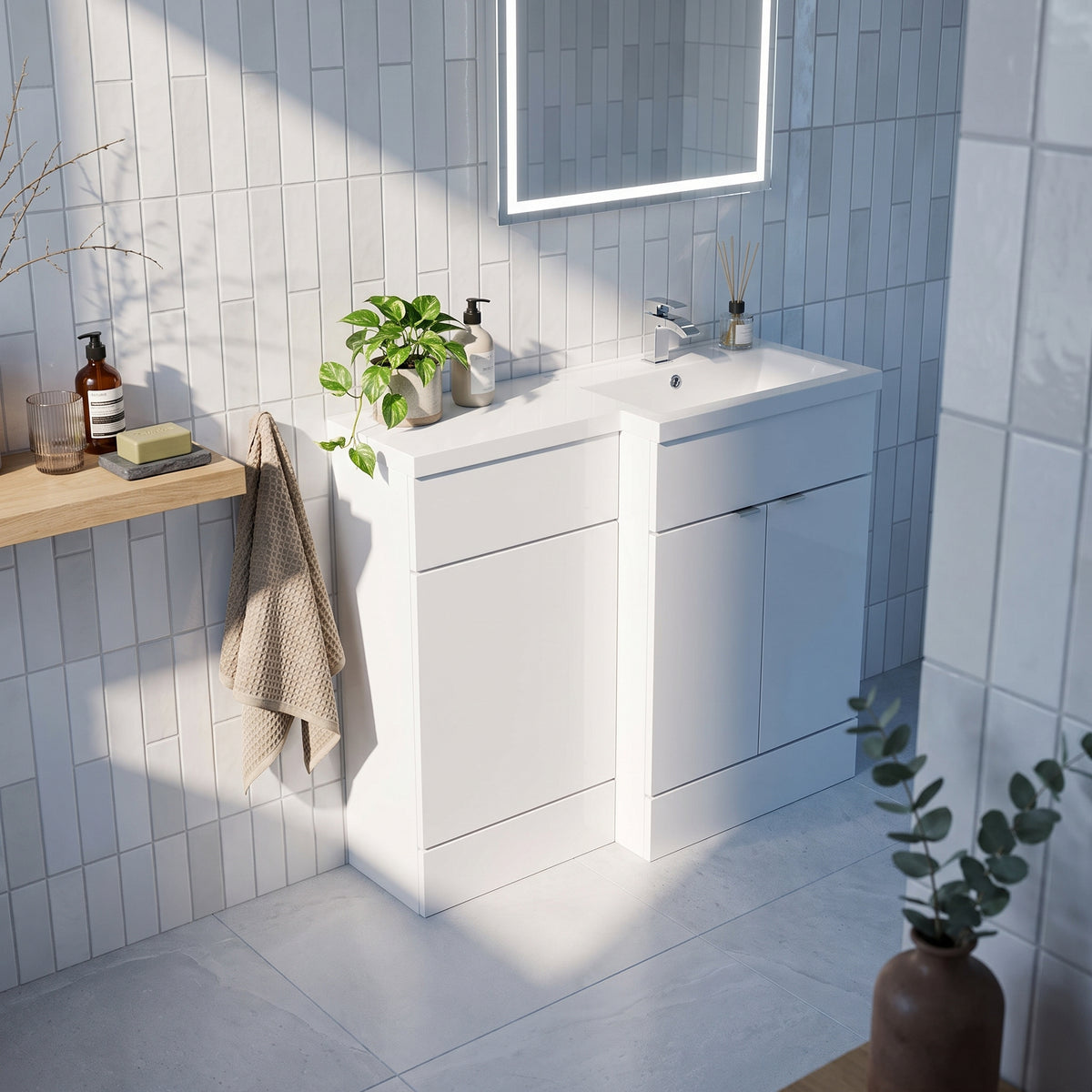 Fairford 1100mm Gloss White Right Hand Pack