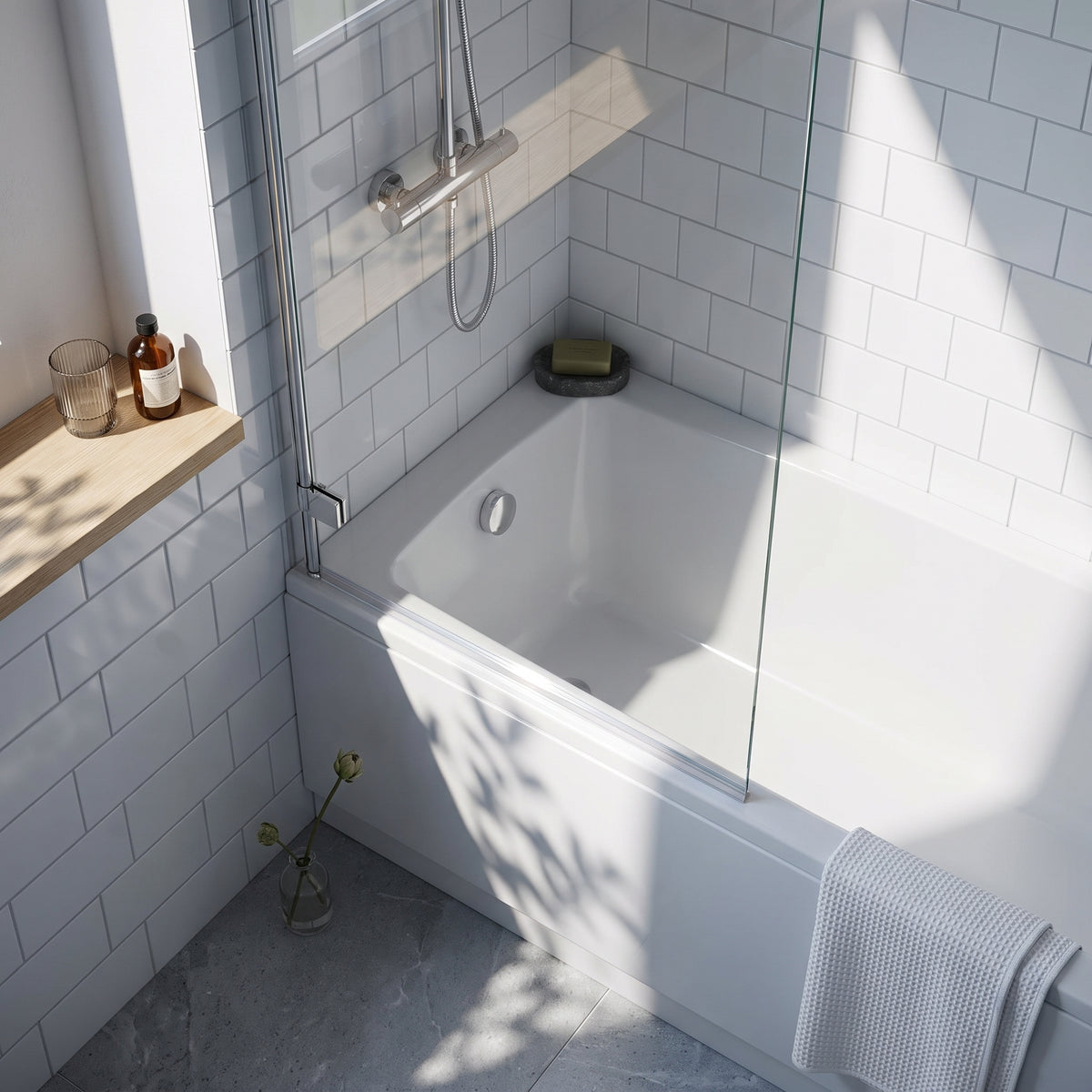 Fairford 5mm Straight Shower Bath Screen with Wall Hinges