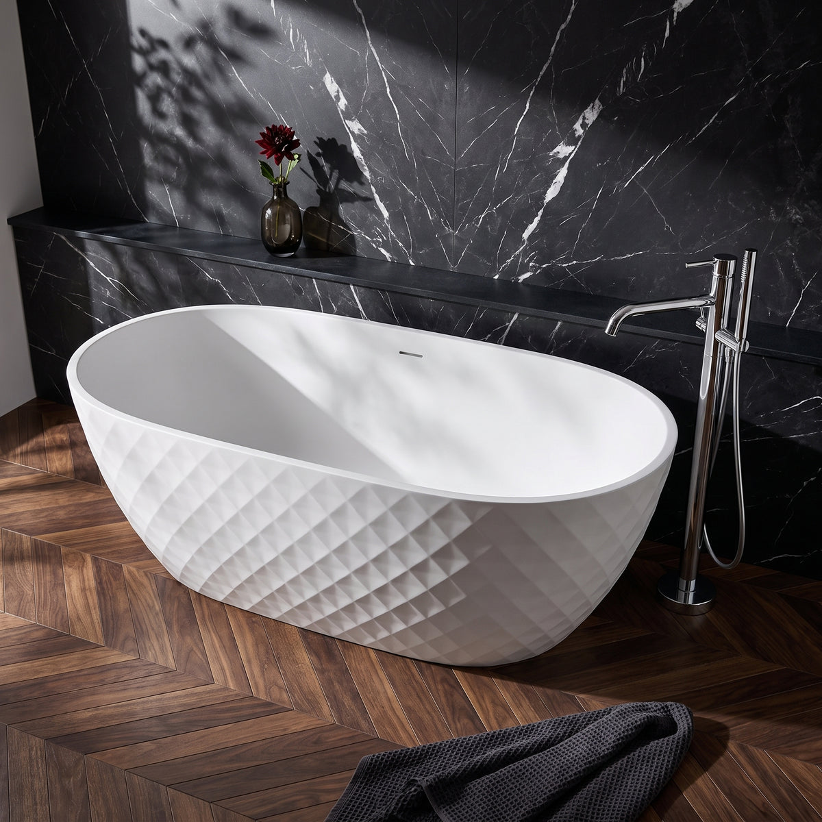 Fairford Tesselate 1590 x 740 x 590mm Freestanding Bath