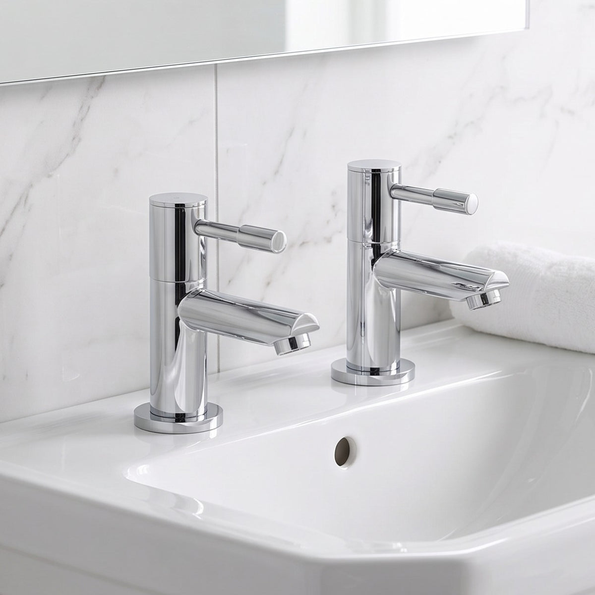 Fairford Dayna Basin Pillar Taps