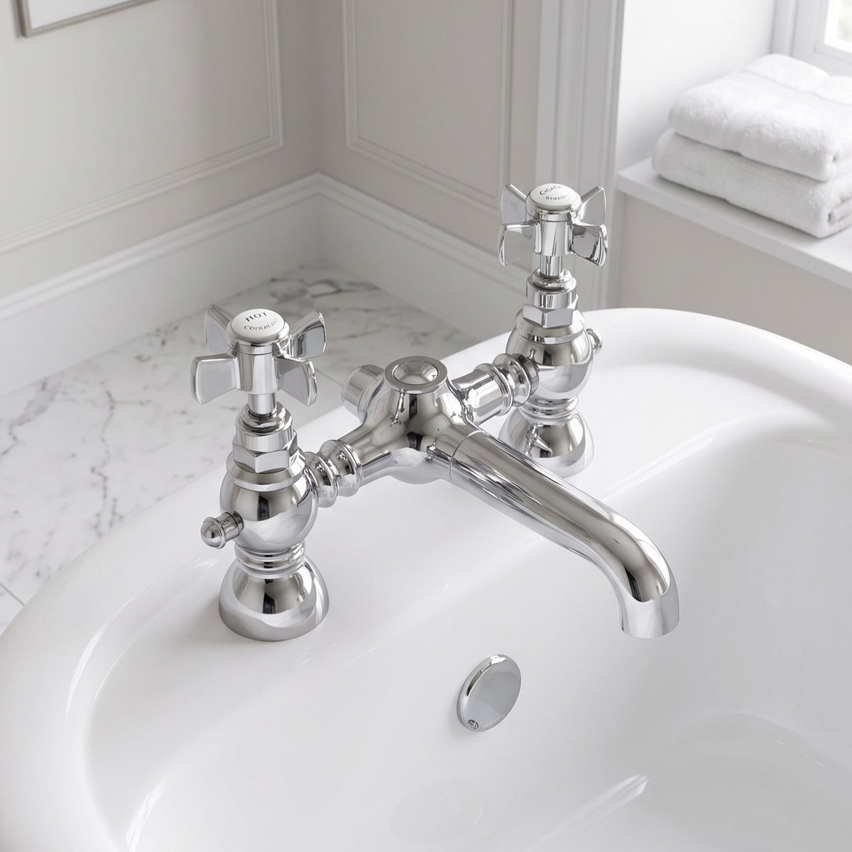 Fairford Harrow Bath Filler